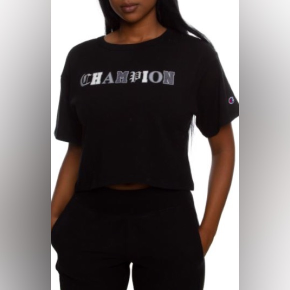 Champion Cropped Tee 💕 - Picture 2 of 2